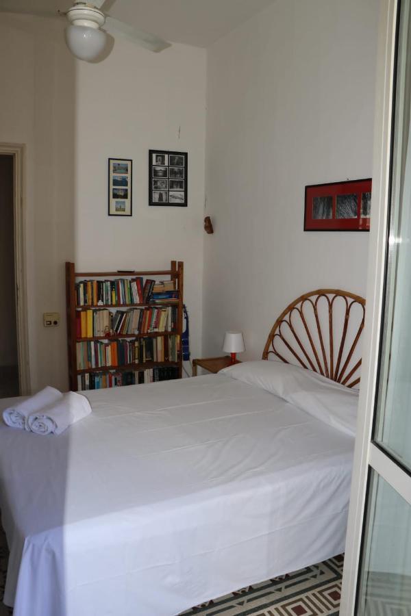 Casa Linos Apartment เนเปิลส์ ภายนอก รูปภาพ