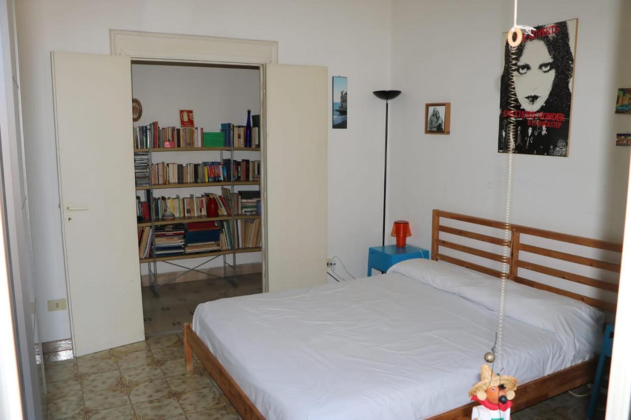 Casa Linos Apartment เนเปิลส์ ภายนอก รูปภาพ