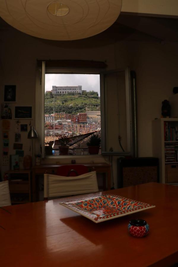 Casa Linos Apartment เนเปิลส์ ภายนอก รูปภาพ